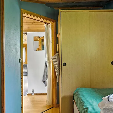Cozy In Aakirkeby With Kitchen Akirkeby