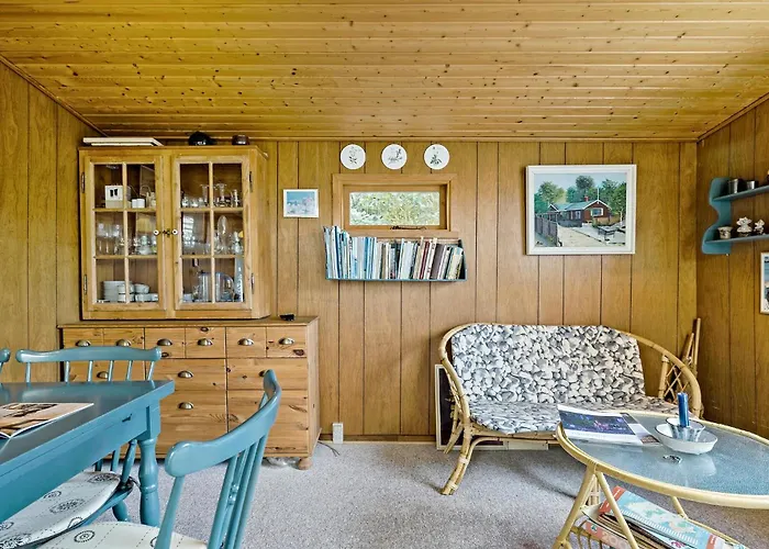 Σπίτι διακοπών 1 Bedroom Gorgeous In Aakirkeby